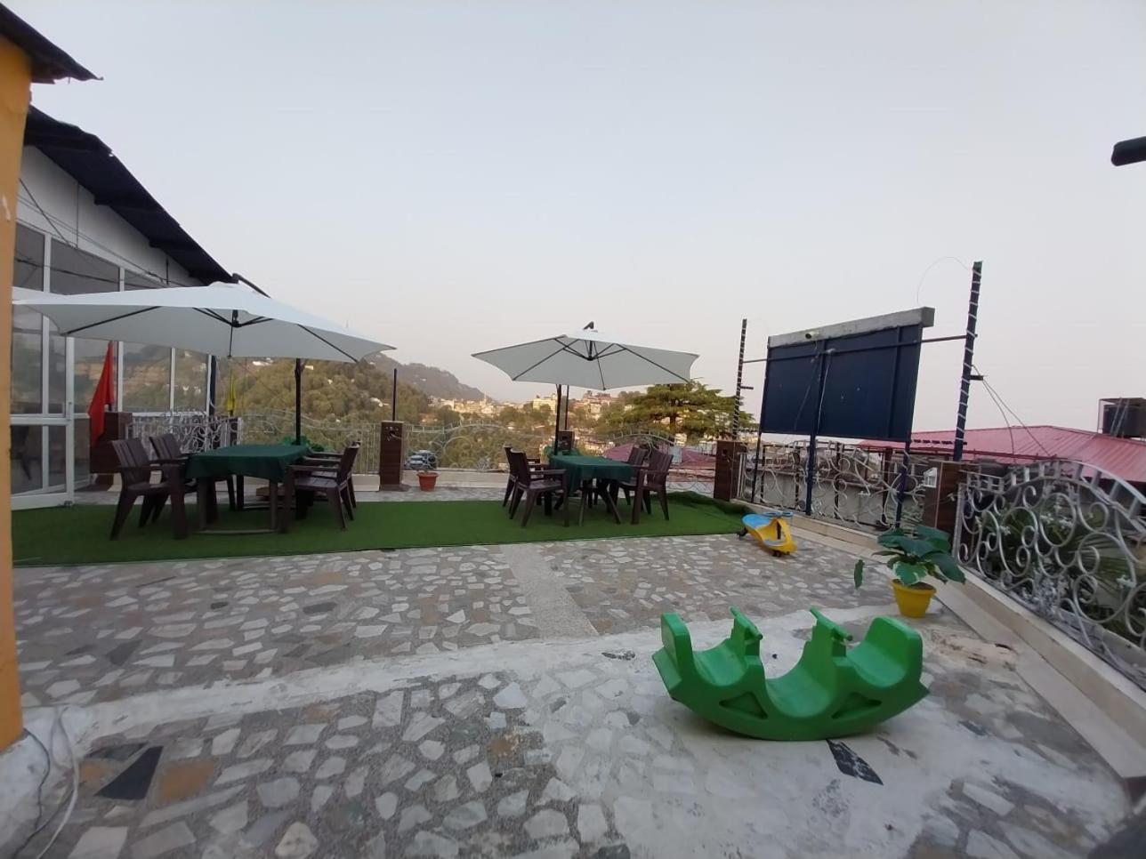 Hotel The Mussoorie International Bagian luar foto