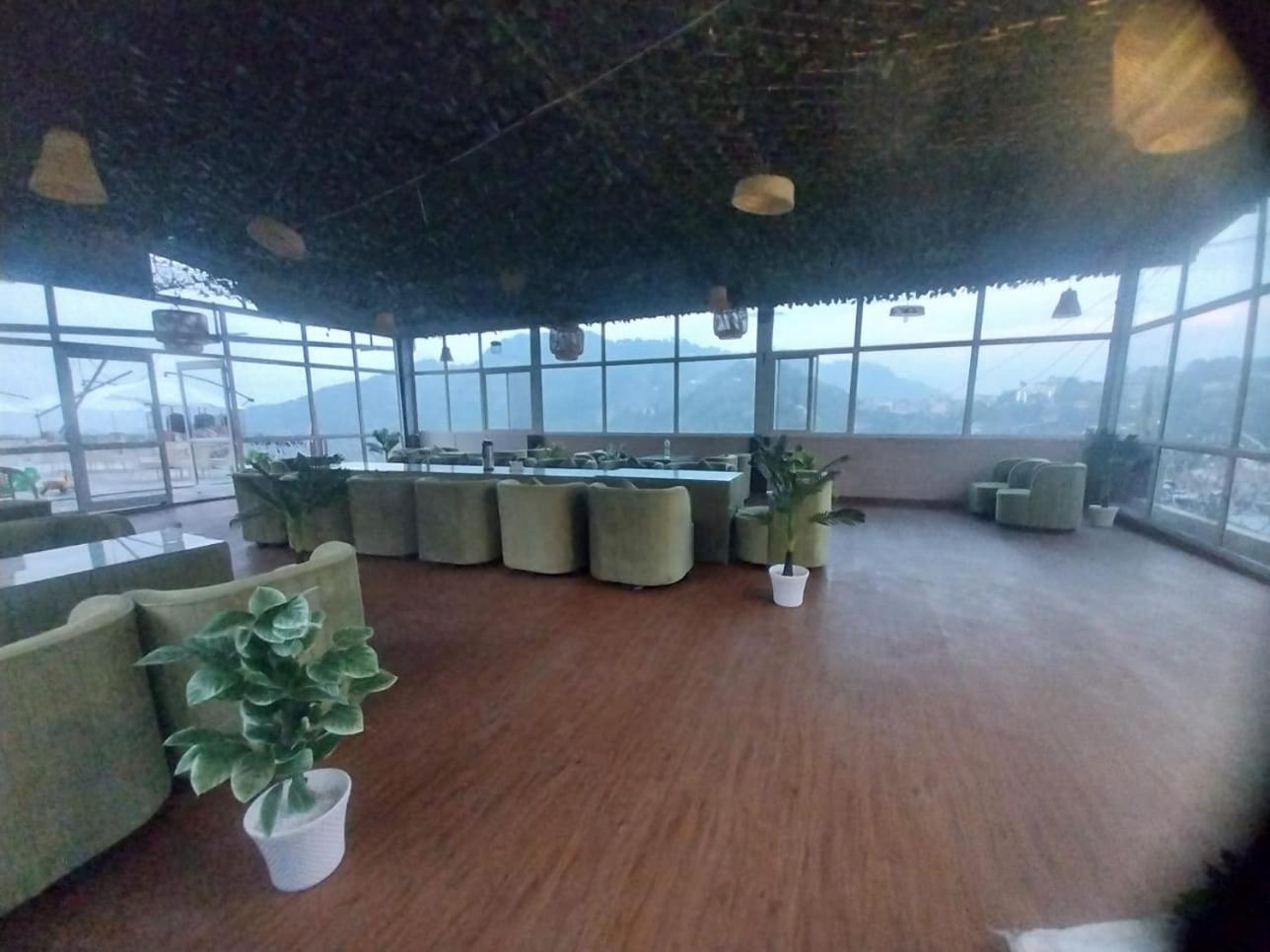 Hotel The Mussoorie International Bagian luar foto