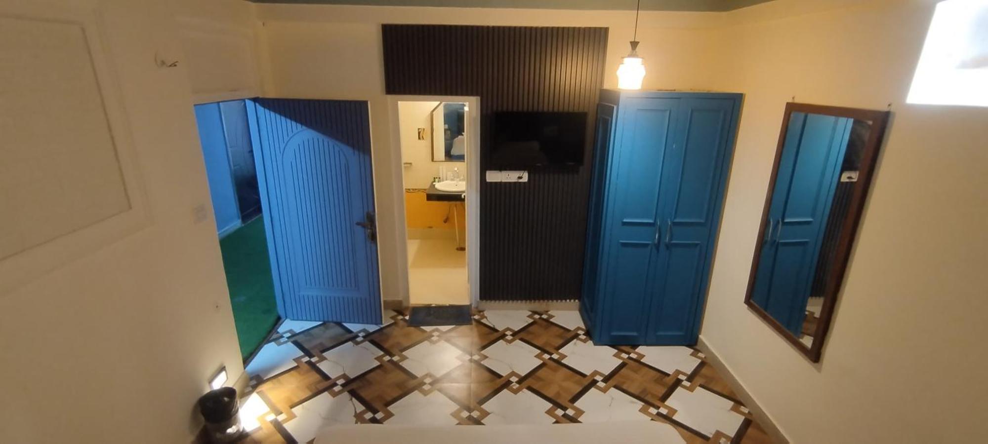 Hotel The Mussoorie International Bagian luar foto