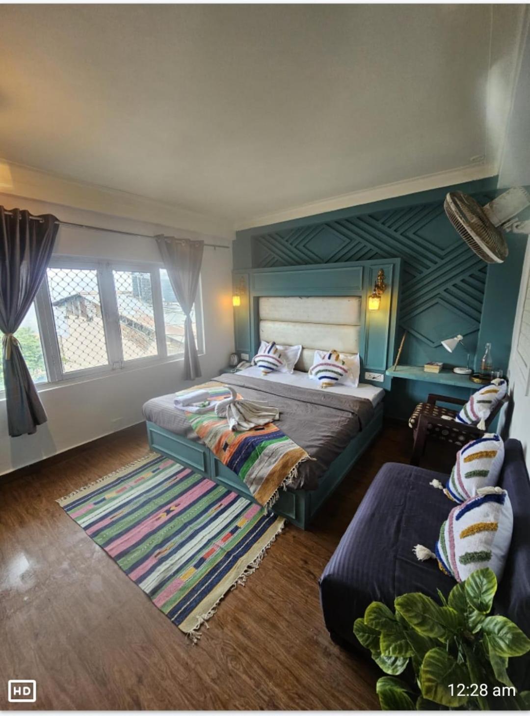 Hotel The Mussoorie International Bagian luar foto