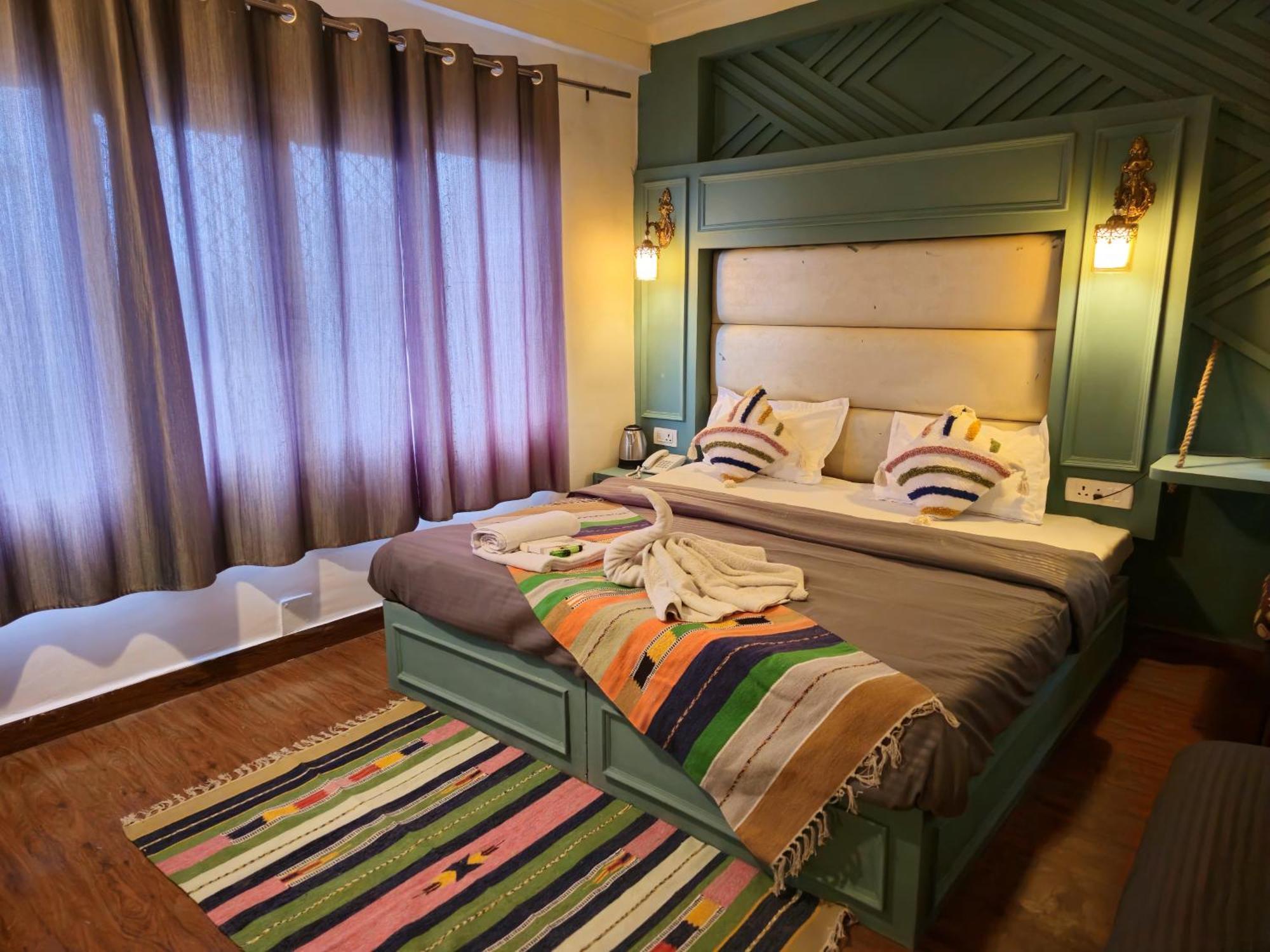 Hotel The Mussoorie International Bagian luar foto