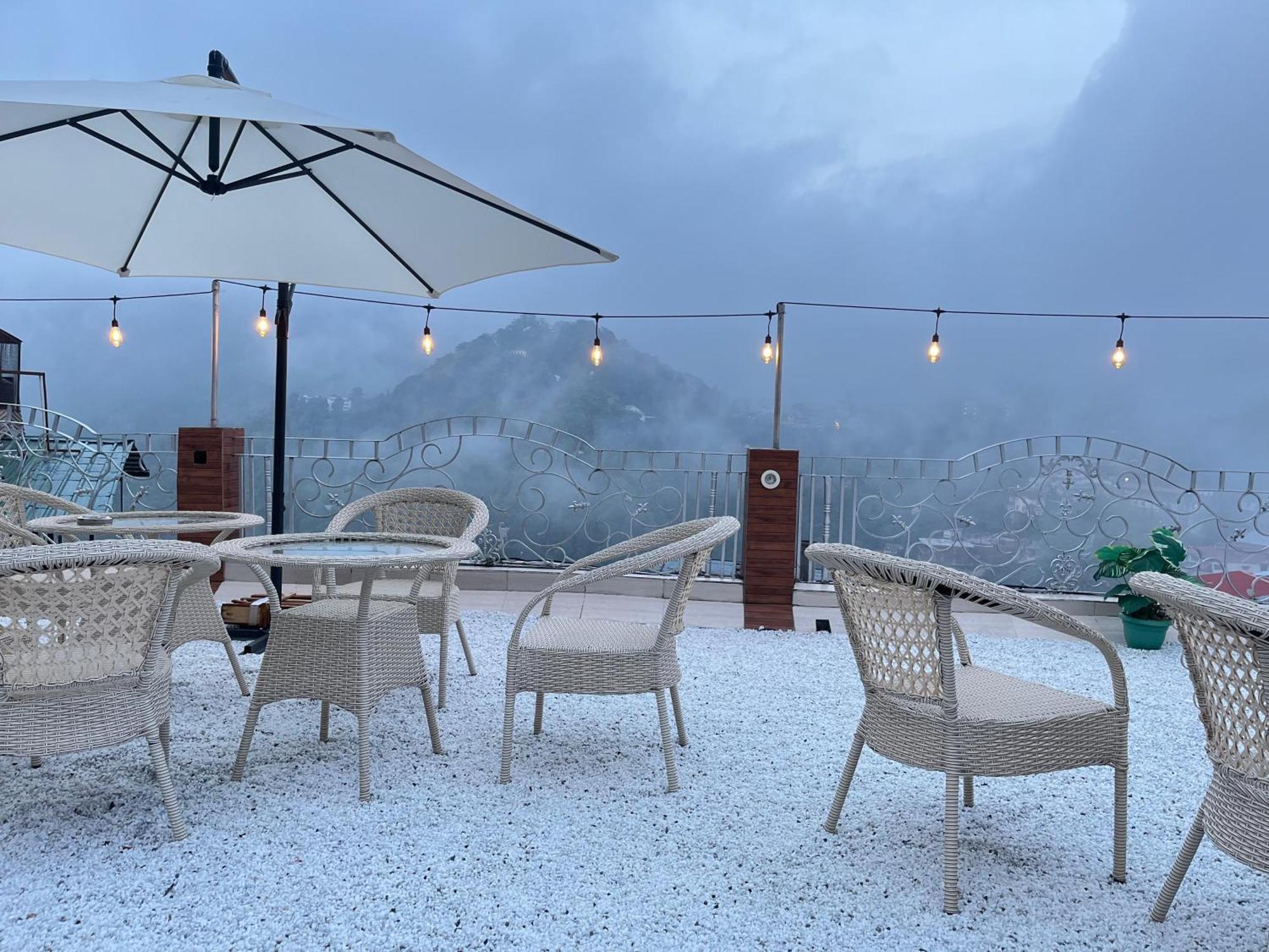 Hotel The Mussoorie International Bagian luar foto